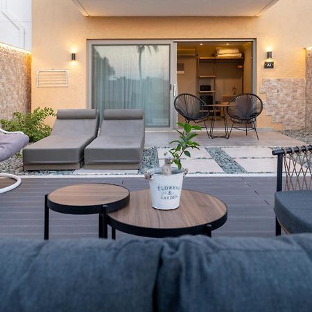 Golden Star Relax Hotel - Adults Only 16 Plus Tigkaki  Luaran gambar