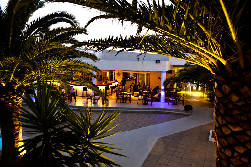 Golden Star Relax Hotel - Adults Only 16 Plus Tigkaki  Luaran gambar