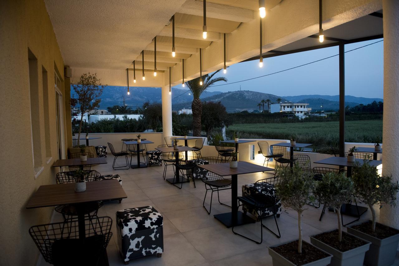 Golden Star Relax Hotel - Adults Only 16 Plus Tigkaki  Luaran gambar