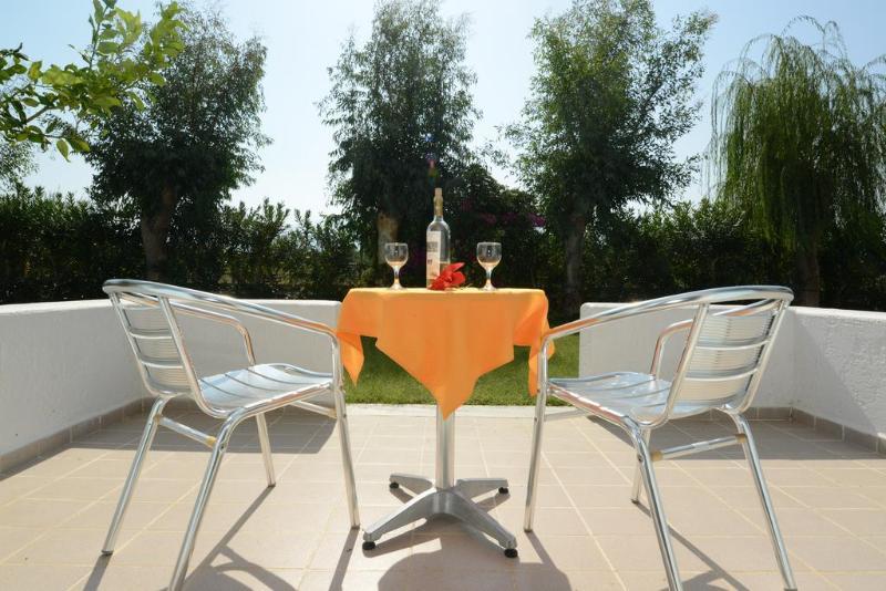 Golden Star Relax Hotel - Adults Only 16 Plus Tigkaki  Luaran gambar