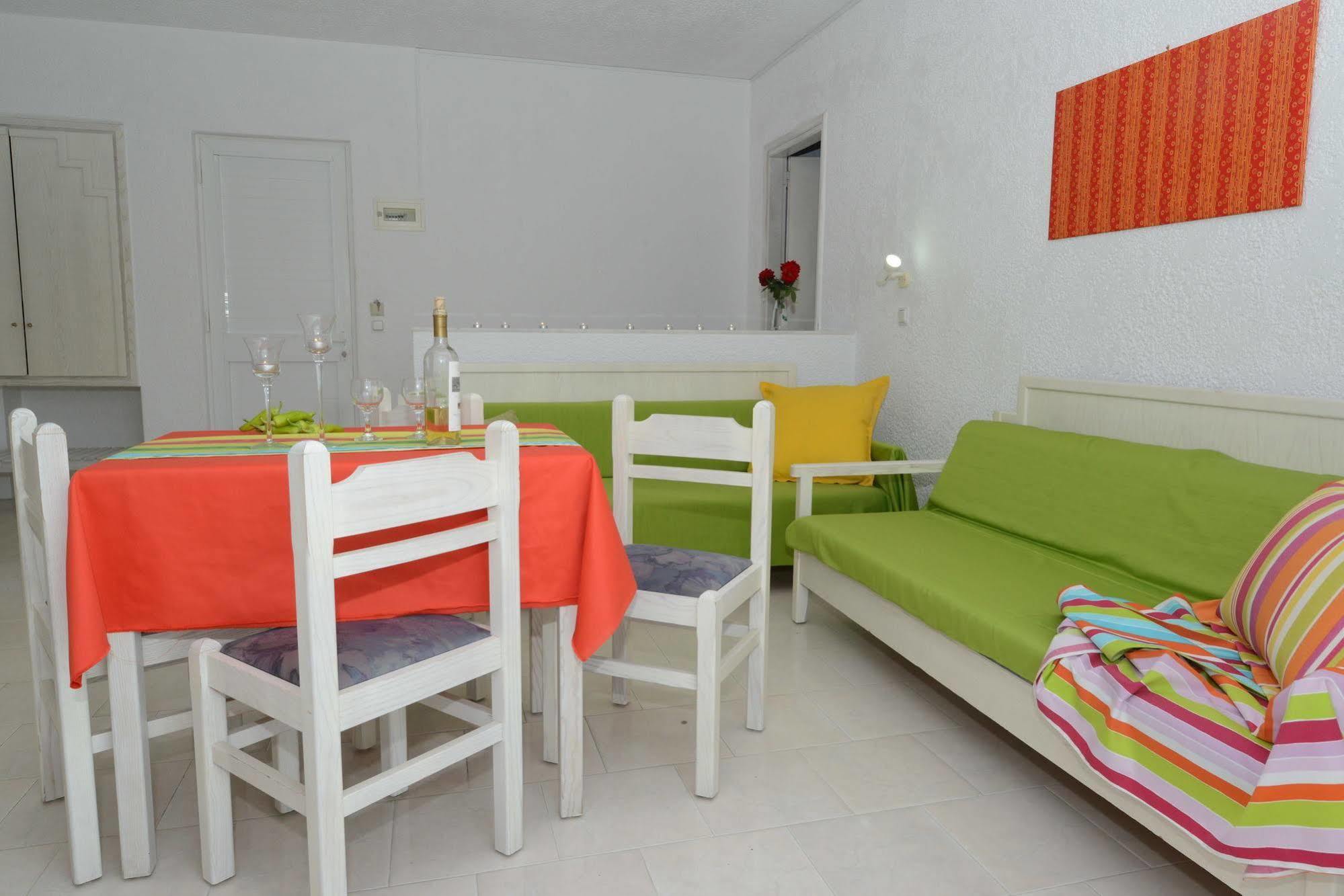 Golden Star Relax Hotel - Adults Only 16 Plus Tigkaki  Luaran gambar